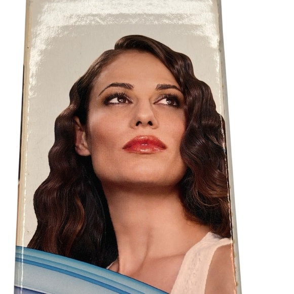 New Conair Infiniti 3 Barrel Ceramic Curling Iron Soft Curls Wand 360 degrees - Picture 9 of 9